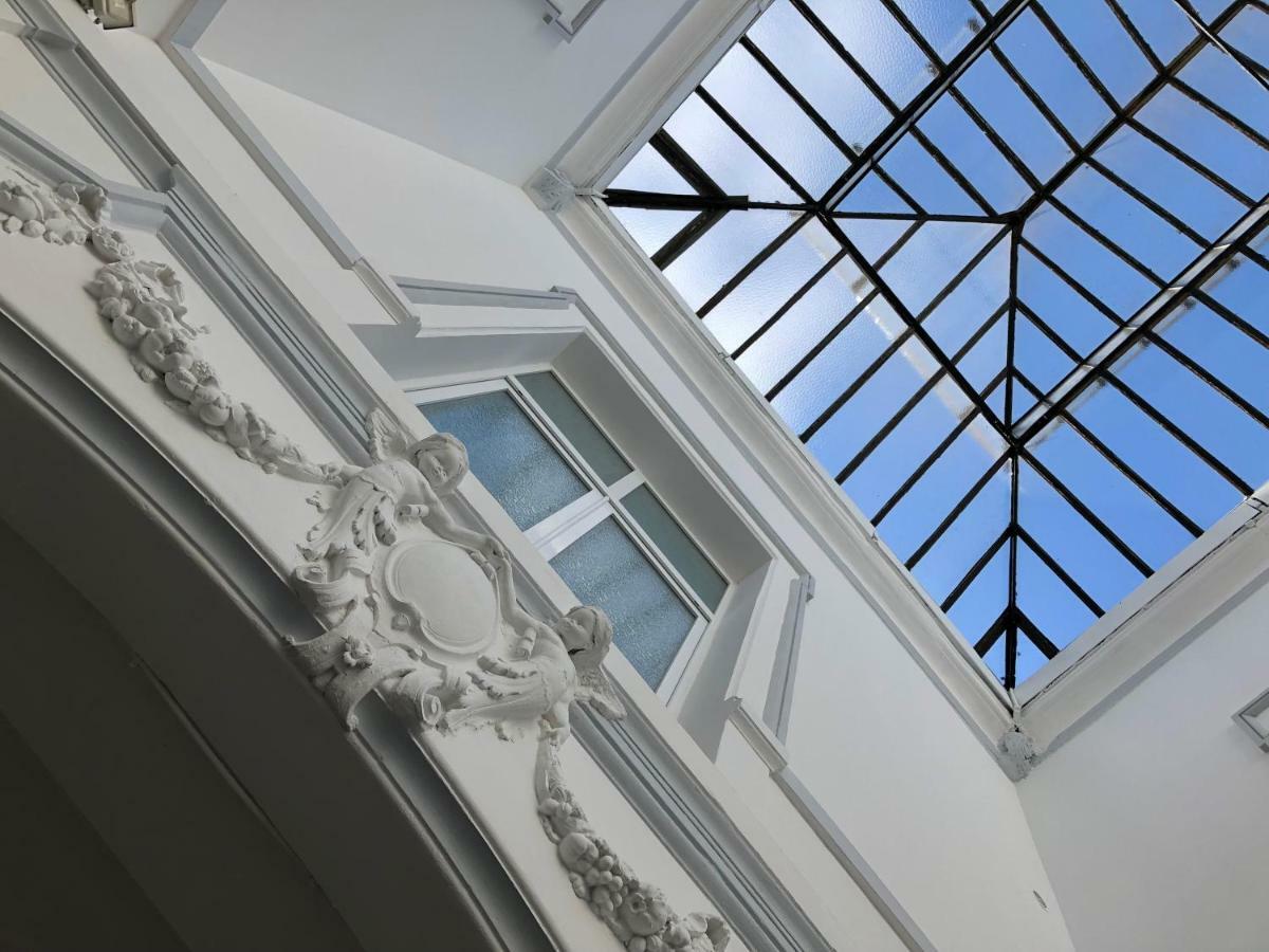 Le Carre Des Arts Hotell Le Cateau-Cambresis Eksteriør bilde